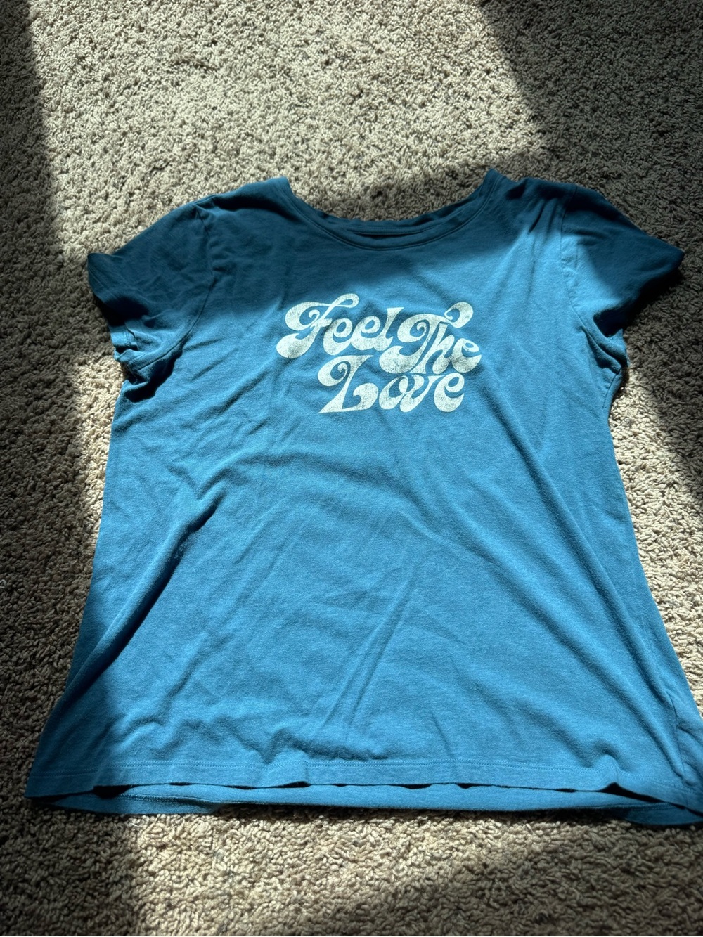 GAP Blue 'Feel The Love' Graphic Tee - Women's Short Sleeve